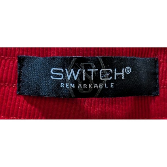 Switch Remarkable Jogger Shorts Red And Gold Size L (14-16) - Picture 6 of 7